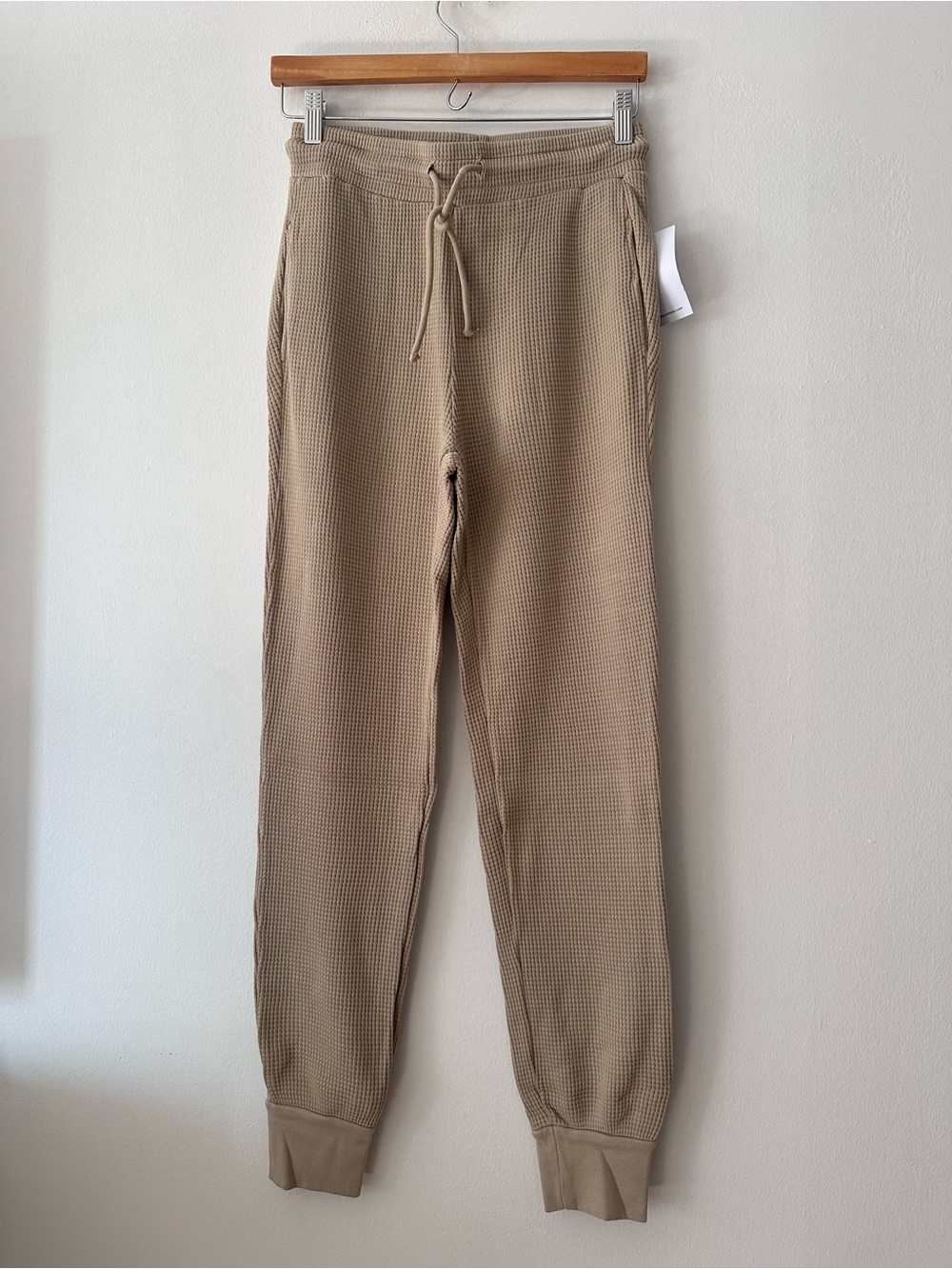 NWT Cotton Citizen Monaco Waffle Knit Jogger Pants 100% cotton in Tan/Beige